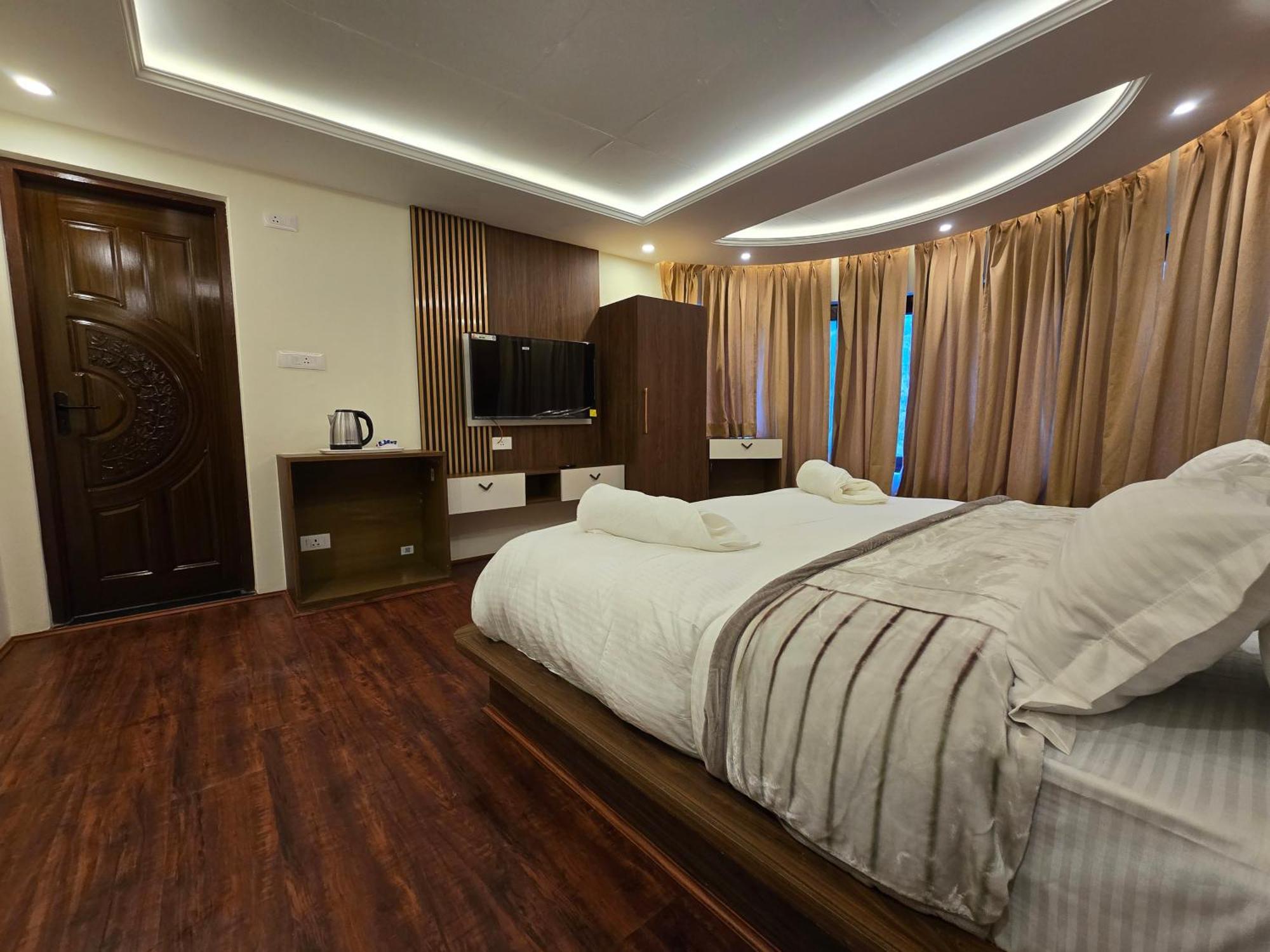 Premier Pahalgam Hotell Exteriör bild